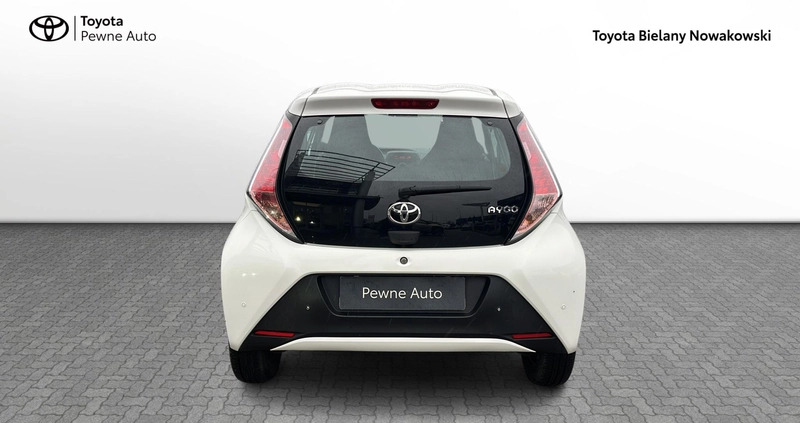 Toyota Aygo cena 33900 przebieg: 36792, rok produkcji 2016 z Polanica-Zdrój małe 211